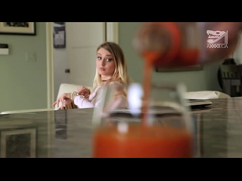 ❤️ Faigheann cailín te le tits mór agus pussy daingean coileach as fear caillte na himeartha, ach an-deacair Físeán fuck  ag ga.pornolymp.ru ﹏